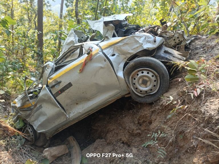 पिथौरागढ़ के बोयल गांव में भीषण सड़क हादसा: खाई में गिरी कार, दो की मौत…