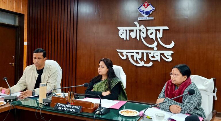 अस्पताल में बेहतर चिकित्सा सुविधाओं और जेनेरिक दवाओं पर जोर – स्वच्छता, व्यवस्थापन और मरीज सुविधा सुधार के निर्देश…