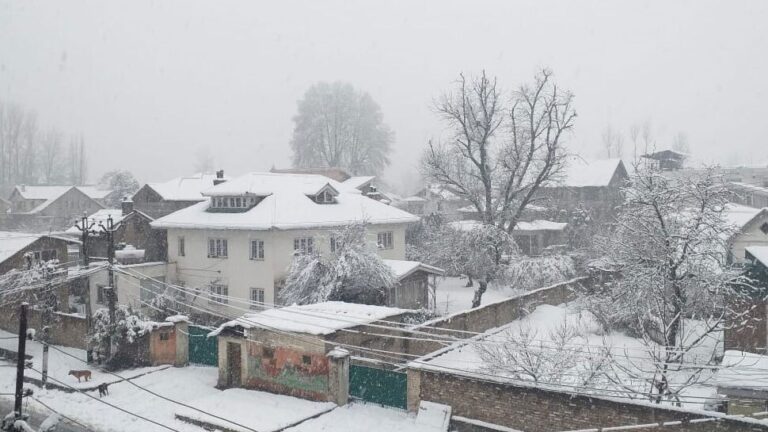 उत्तराखंड में फिर गिरेगी बर्फ की फुहार_कल से 5 जिलों में बारिश-बर्फबारी…